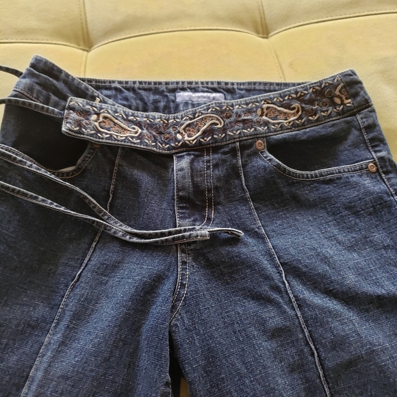 Canyon River Blues embroidered waist jesns size 7 - Picture 3 of 6